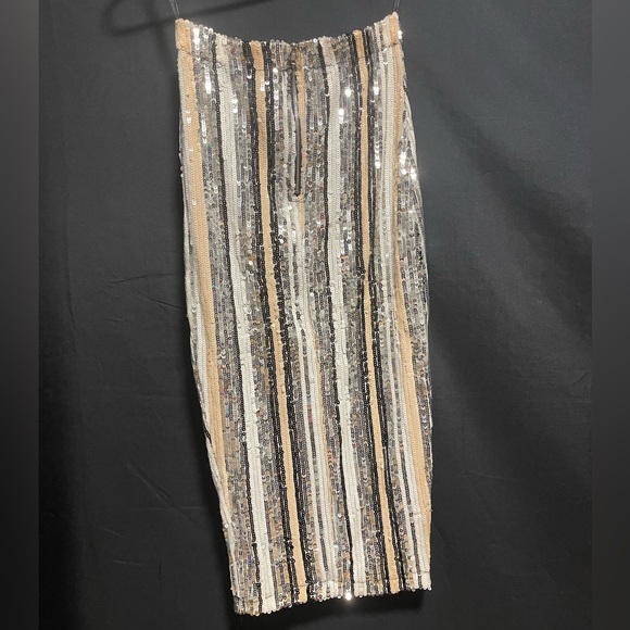 Sequined striped midi pencil skirt - Picture 2 of 3